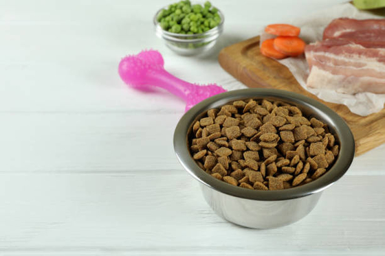 123-94-4 Mono And Diglycerides Of Fatty Acids Food Grade Emulsifier E471 For Feeds