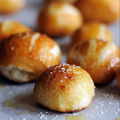 Distilled Monoglycerides 99% DMG95/GMS99 Emulsifier Used In Baked Industry