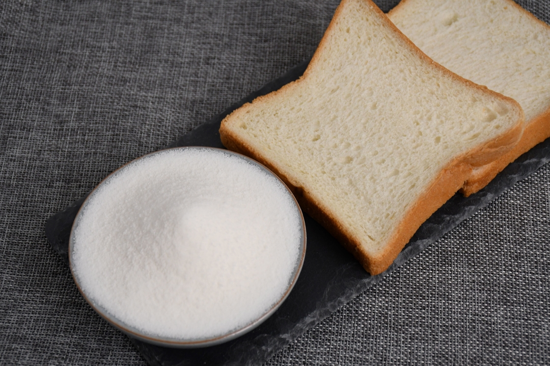 High-Quality Food-Grade Distilled Monoglyceride (DMG90) - Versatile Foaming Agent for Bakery Delights